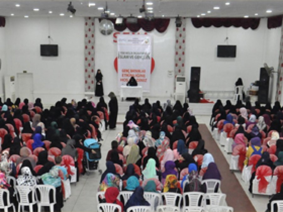 Batman'da 'İslam ve Gençlik' semineri