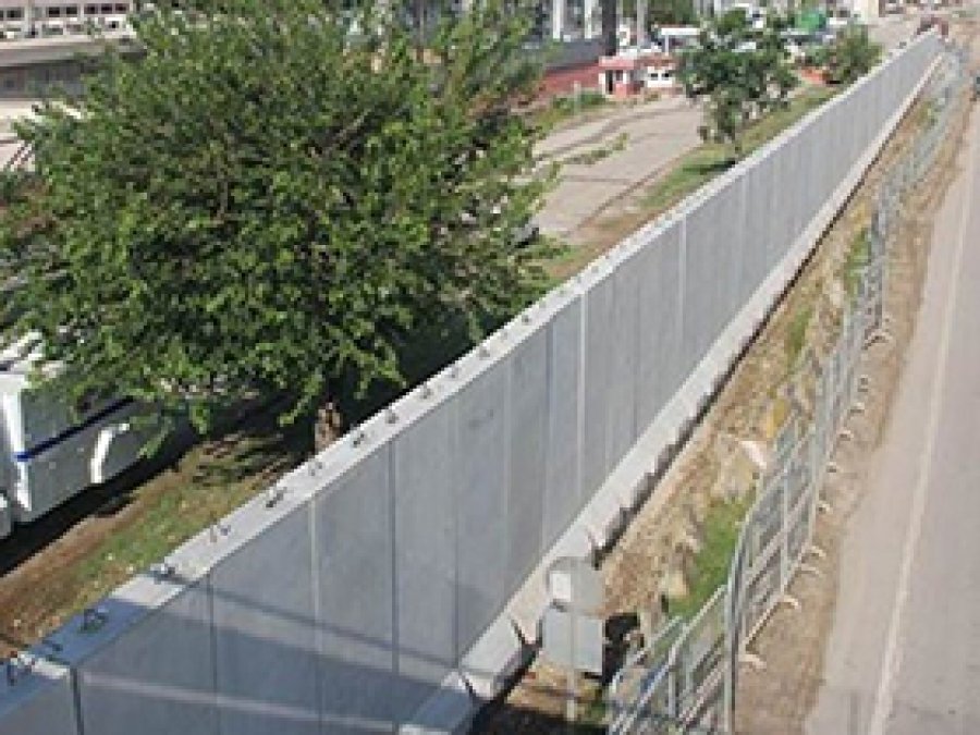 ABD Konsolosluğu önüne 5 metrelik duvar