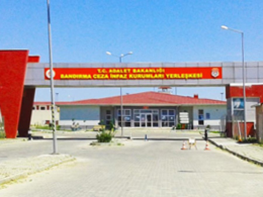 Bandırma'da mahkûmlara sahur verilmiyor