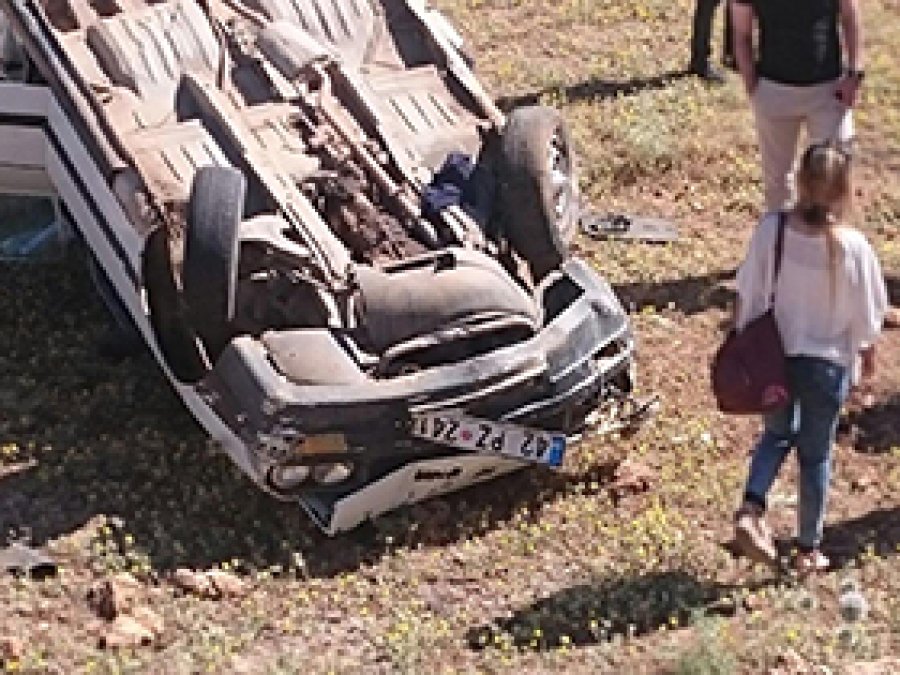İdil'de trafik kazası: 1 ölü, 2 yaralı