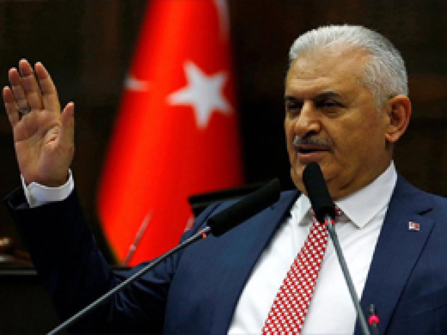 Başbakan: Varsın orada kalsın vize muafiyeti