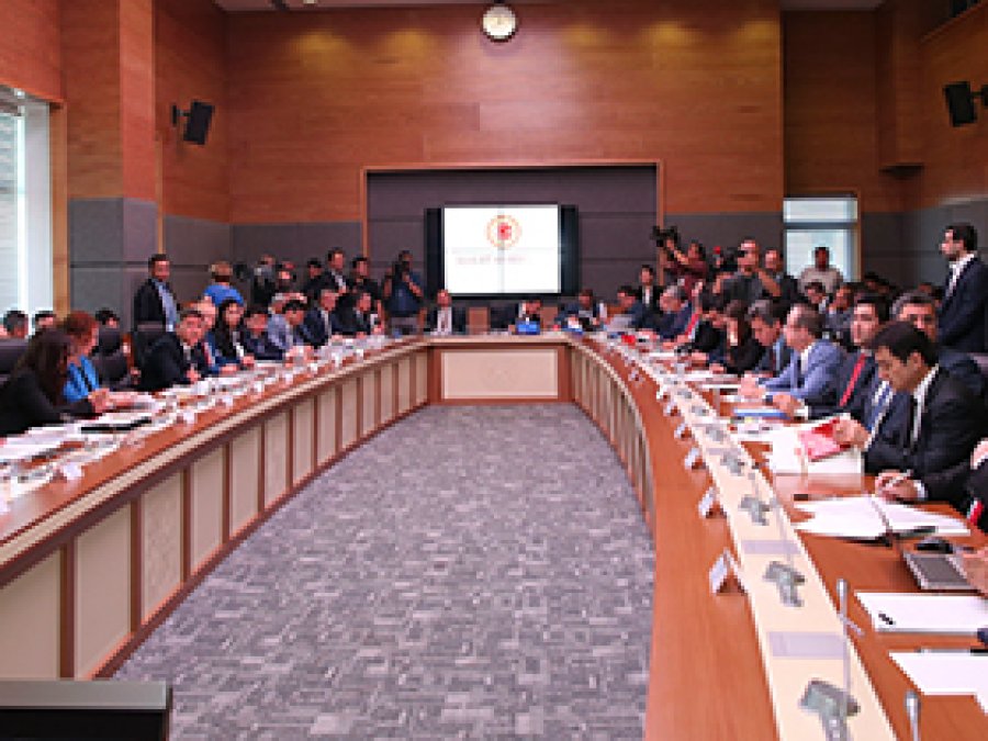 Yeni yargı paketi komisyonda kabul edildi