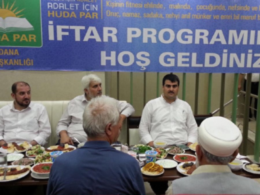 Adana HÜDA PAR'dan STK'lara iftar