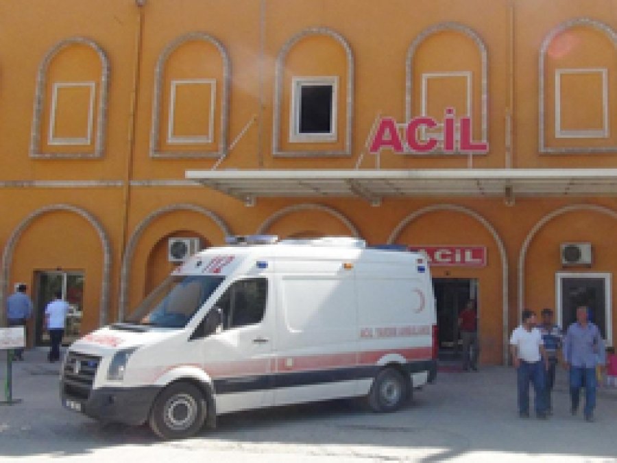 Kendi yaptıkları patlayıcıyla 10 çocuk yaralandı
