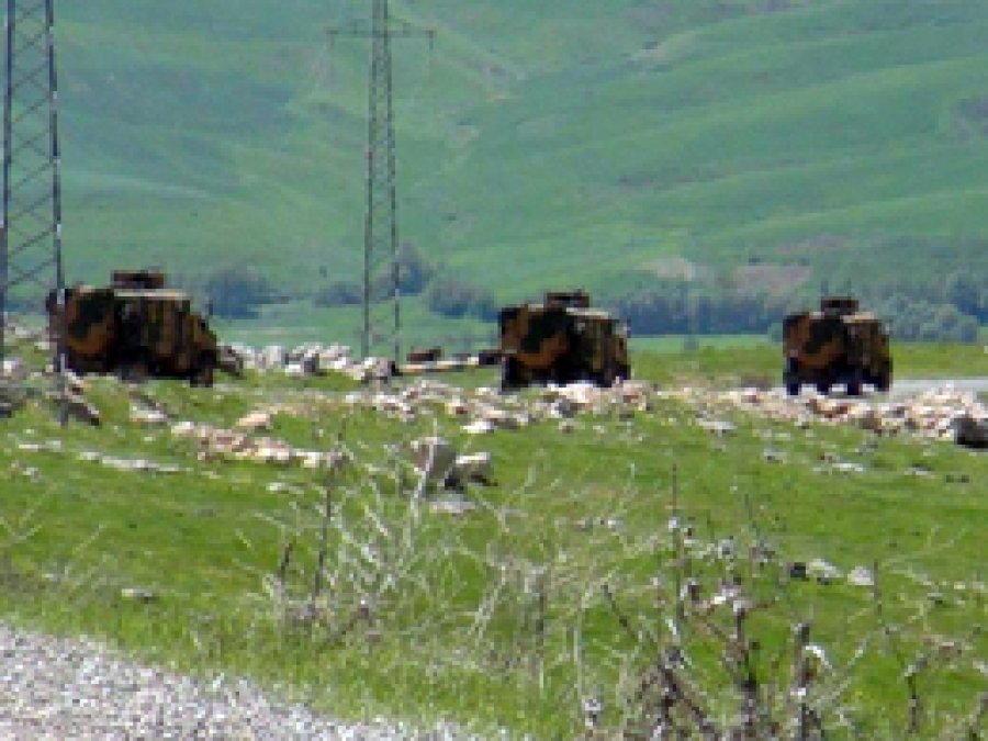 Hakkari'de 4 asker hayatını kaybetti
