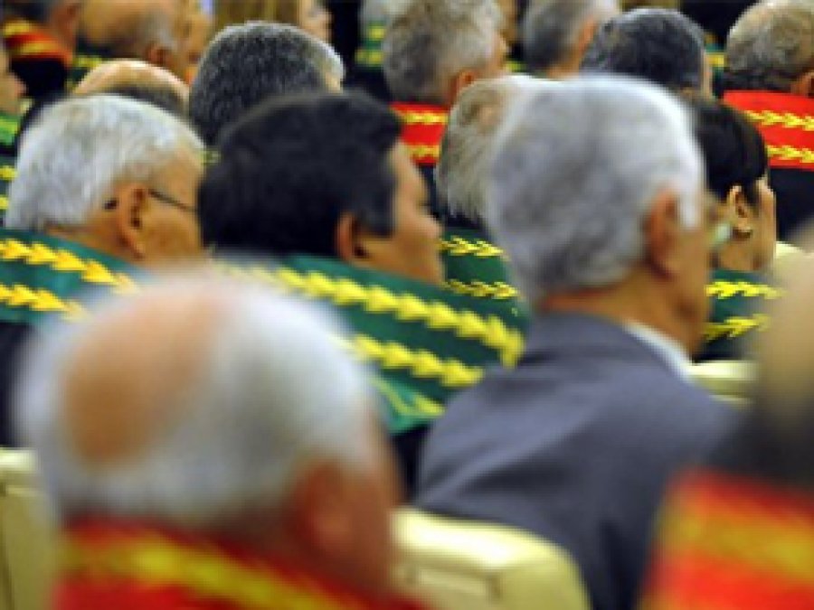 Ağrı'da 27 hakim ve savcı gözaltına alındı