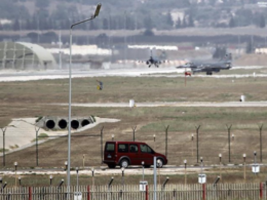 İncirlik Üssü'ne operasyon başlatıldı