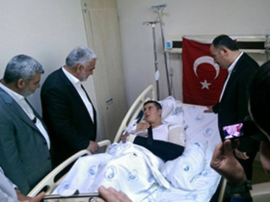Yapıcıoğlu'ndan geçmiş olsun ziyareti