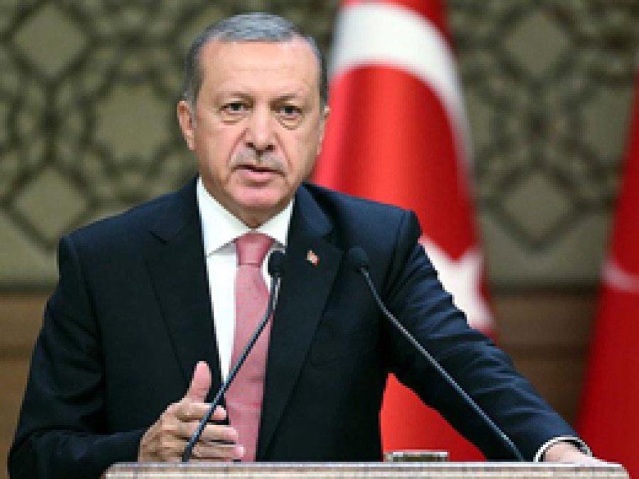 Erdoğan: Batı teröre destek veriyor