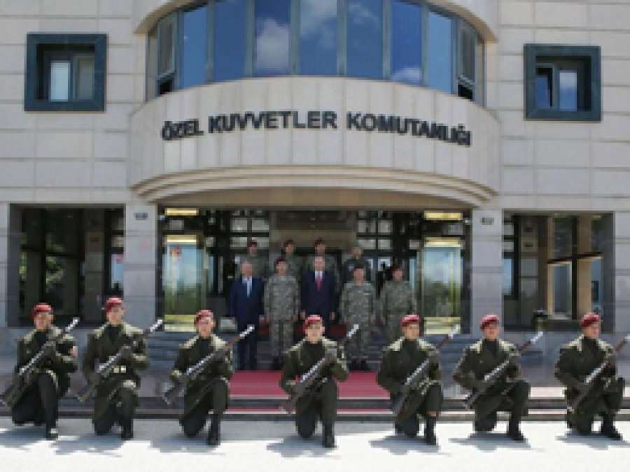 Özel Kuvvetler Komutanlığından 90 kişi tutuklandı