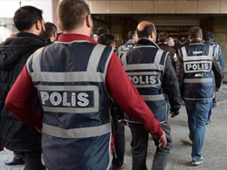 Elazığ’da tutuklanan polis sayısı 100’e yükseldi