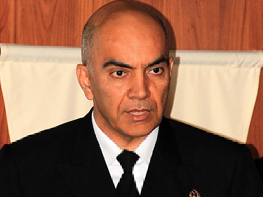 Firari tümamiral ABD'den sığınma istedi