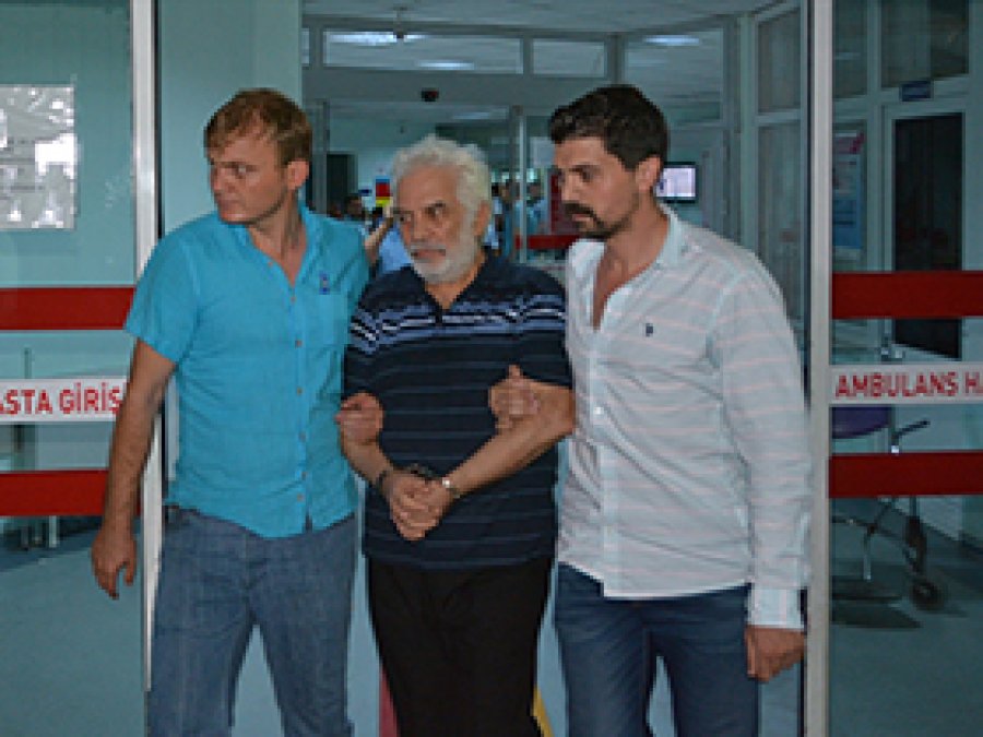 Zaman gazetesinin eski sahibi yakalandı 