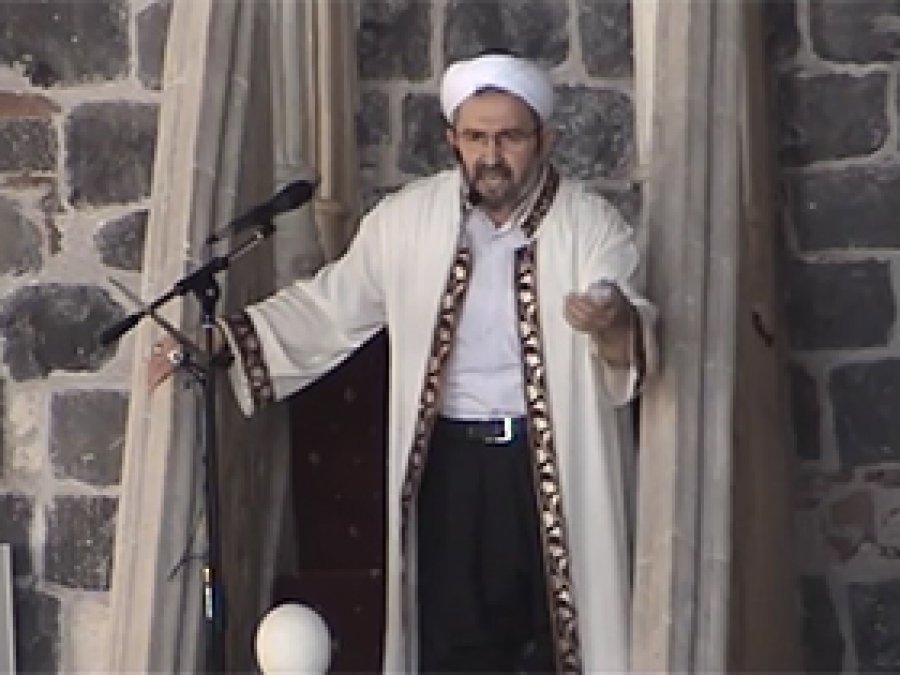 'Çocuğu ve kadını öldüreni Allah kahretsin'