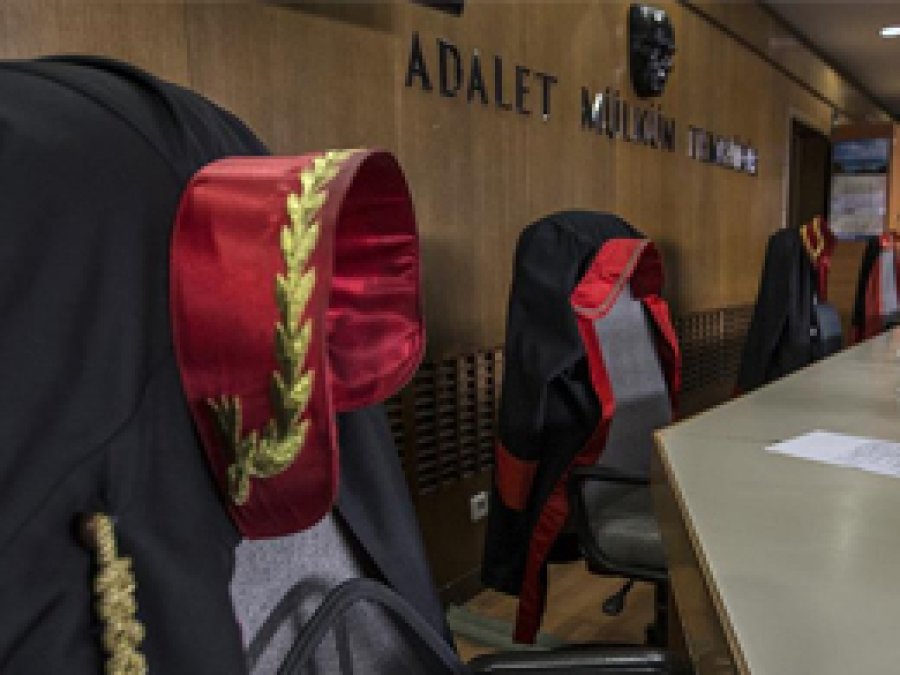 543 hakim ve savcı meslekten ihraç edildi