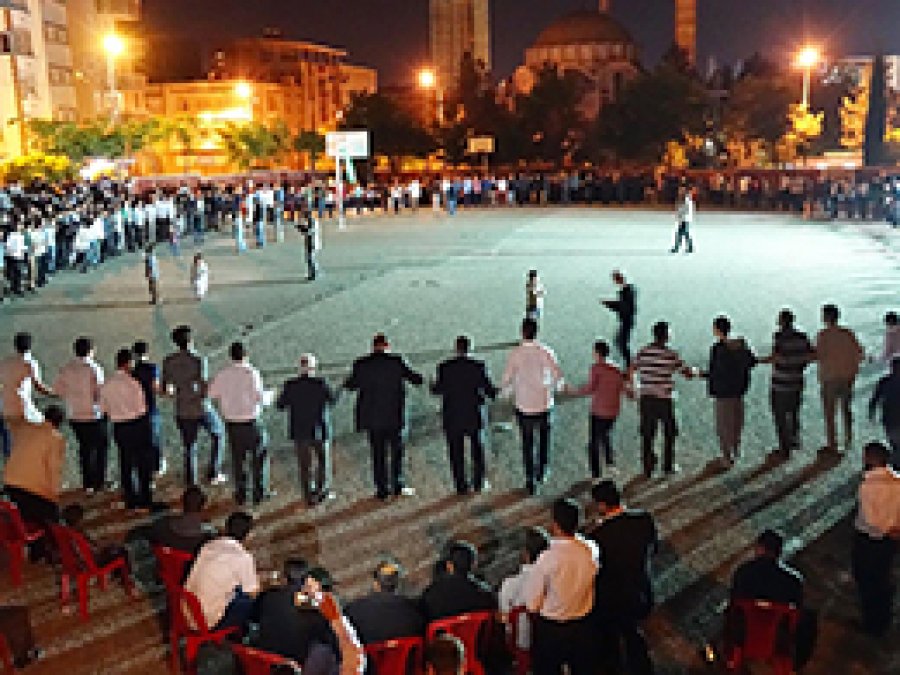 Gaziantep’te açık alanlarda düğün yapmak yasaklandı