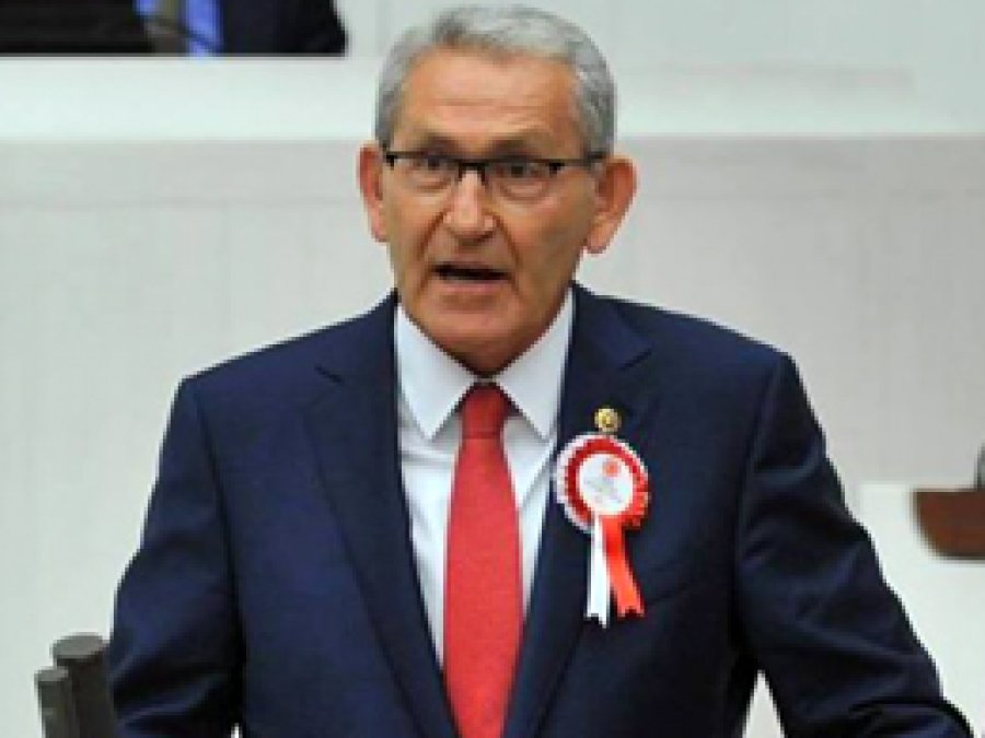 CHP Milletvekilinden başörtüsü düşmanlığı