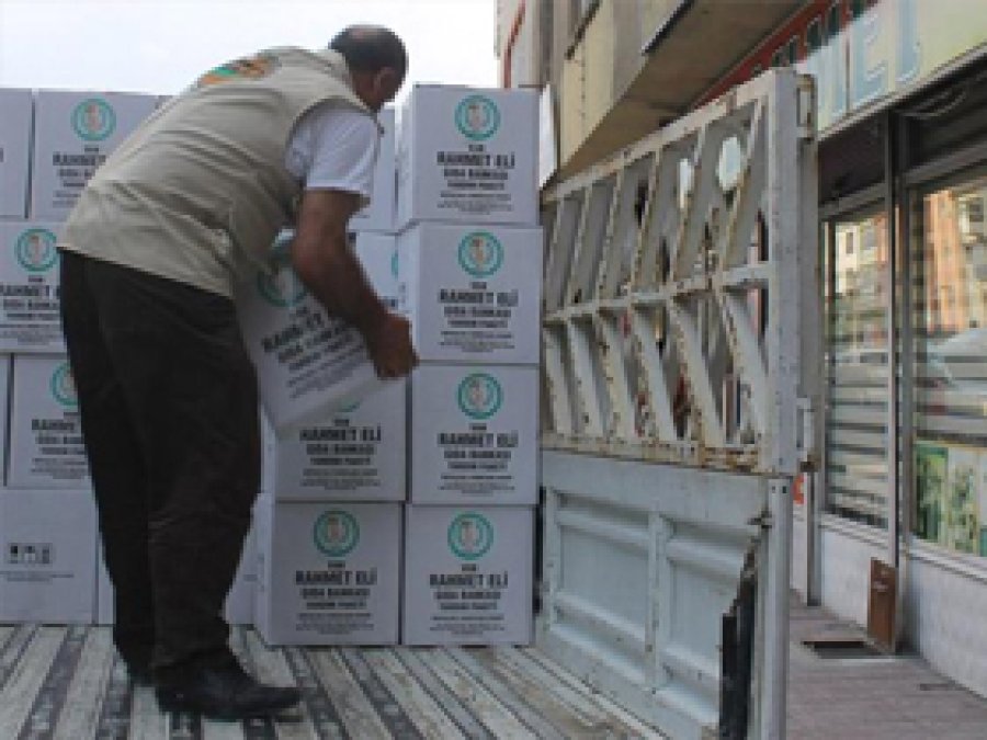 Ji Rahmet Eliya Wanê 783 malbatare alîkarî