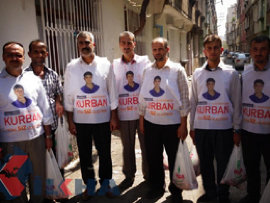 HÜDA PAR Gaziantep'te muhtaçlara et dağıttı