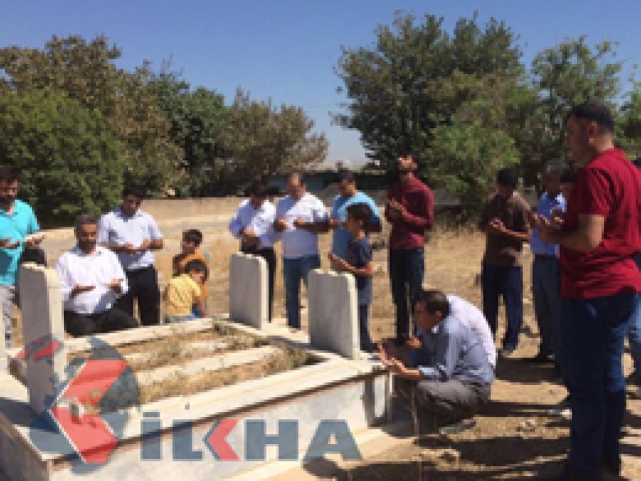 Şehid Şükrü ile Muhyeddin kabirleri başında anıldı