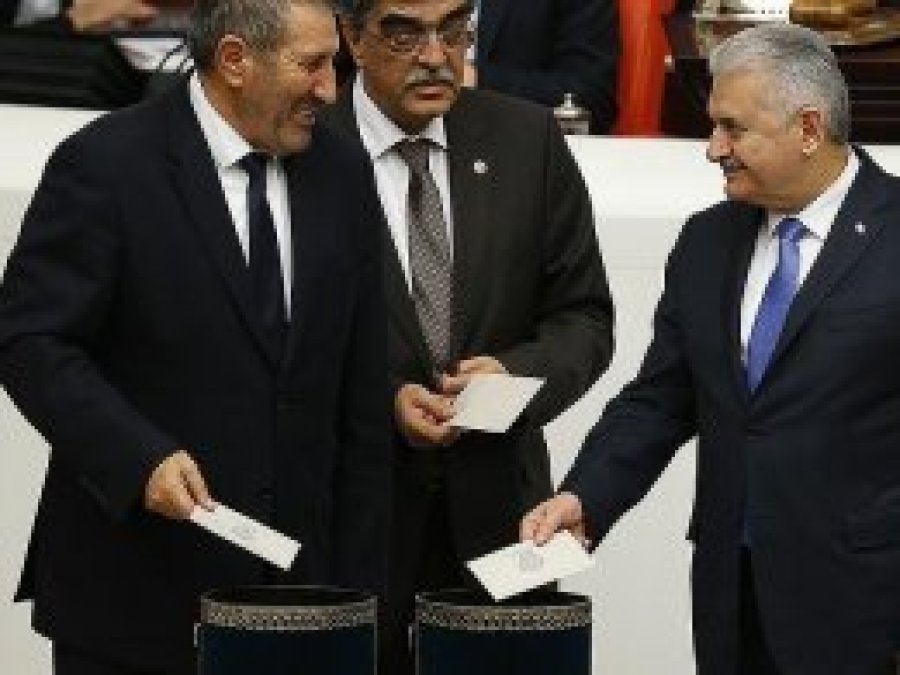 Beşinci madde de kabul edildi