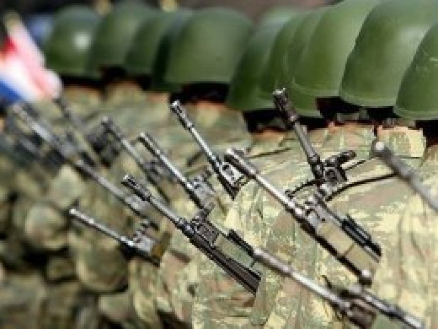 10 bin polis askerliğe çağrıldı