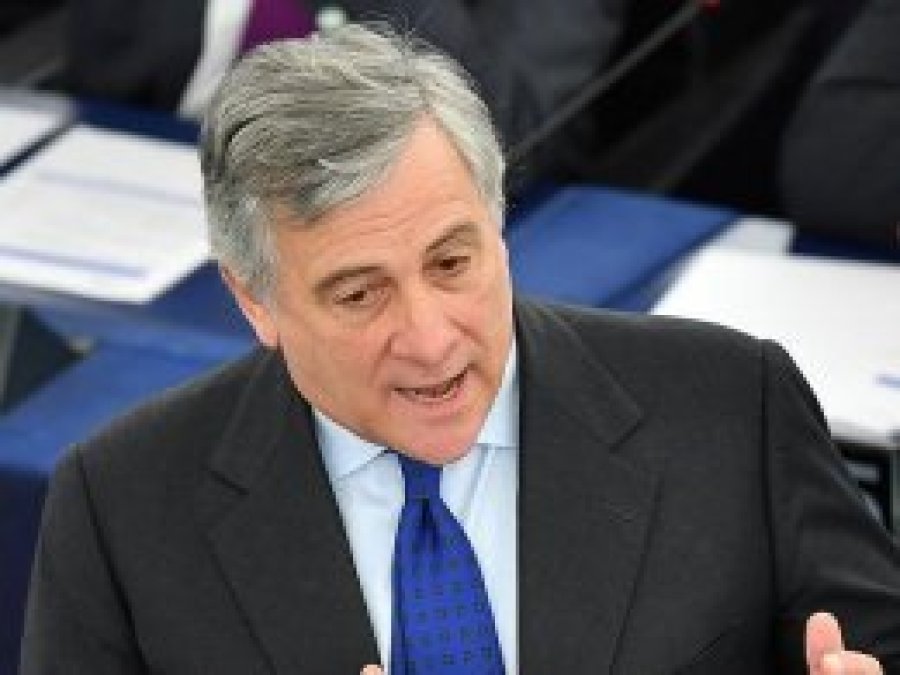 AP'nin yeni başkanı Tajani oldu