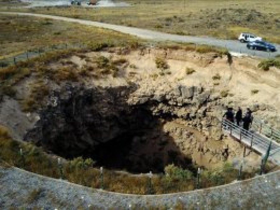 Doğunun dev çukuru turistleri cezbediyor