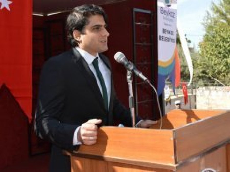 "Batı'nın Doğu'dan öğrenecek çok şeyi var"