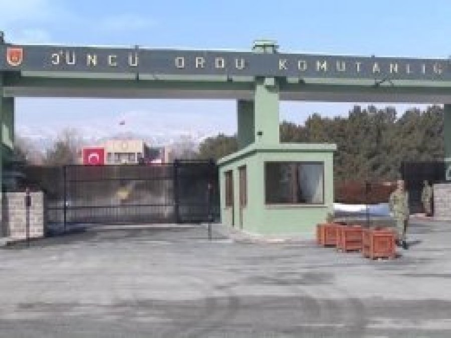 FETÖ'nün 3. Ordu'daki kripto yapılanması çökertildi