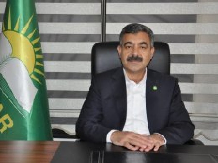 HÜDA PAR'dan Öğretmenler Günü mesajı