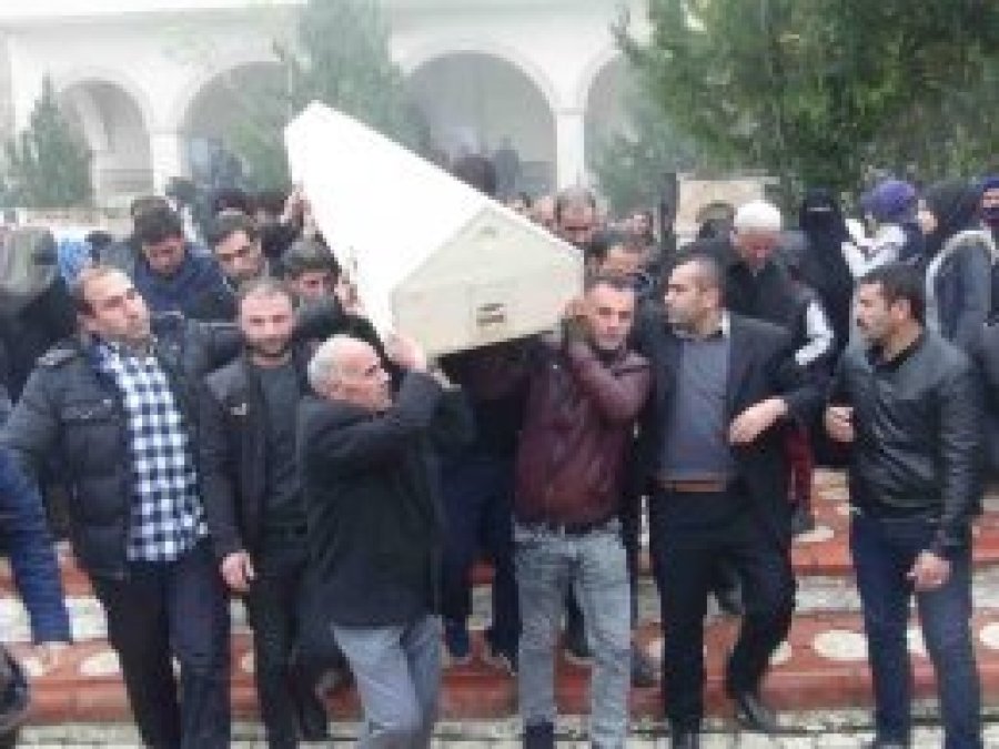 Hayatını kaybeden Yusufî'nin kardeşi edebiyete uğurlandı