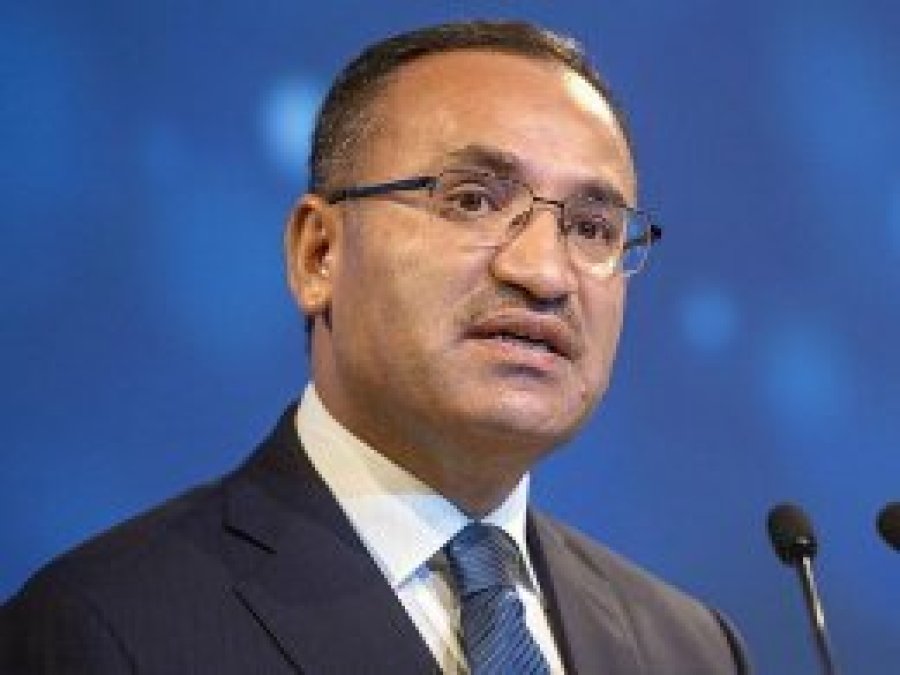 'Kınamadan öte bir tutum ortaya çıkmalı'