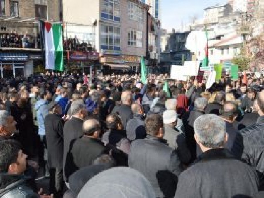 Bitlisliler Kudüs için meydanlara indi