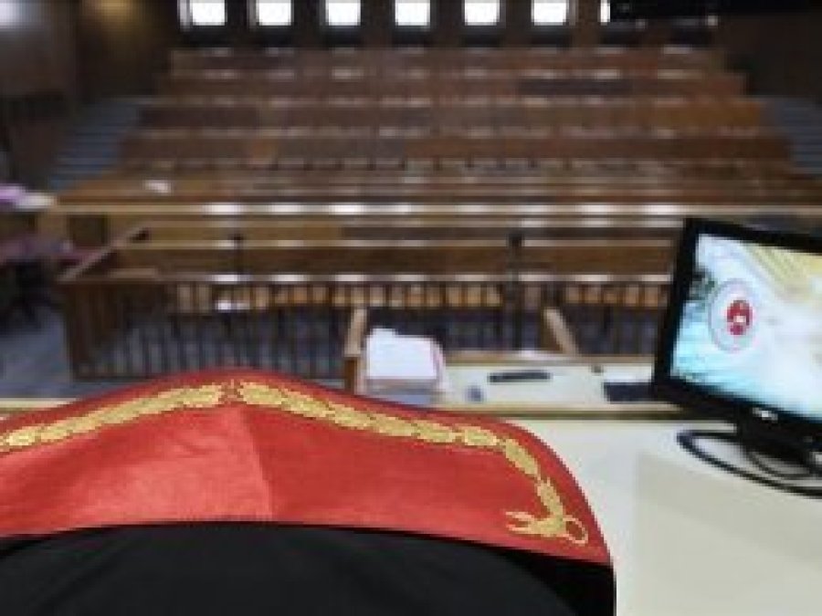 Zaman gazetesi davasında ara karar