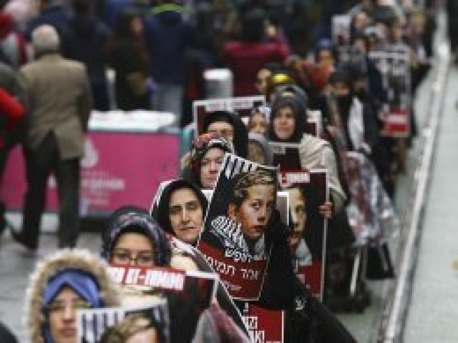 İstanbul'da Filistinliler için sessiz yürüyüş