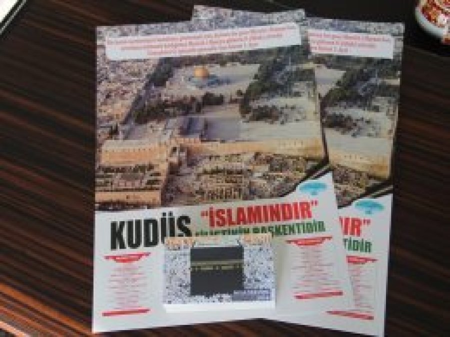 Van’da Kudüs yararına takvim bastırıldı