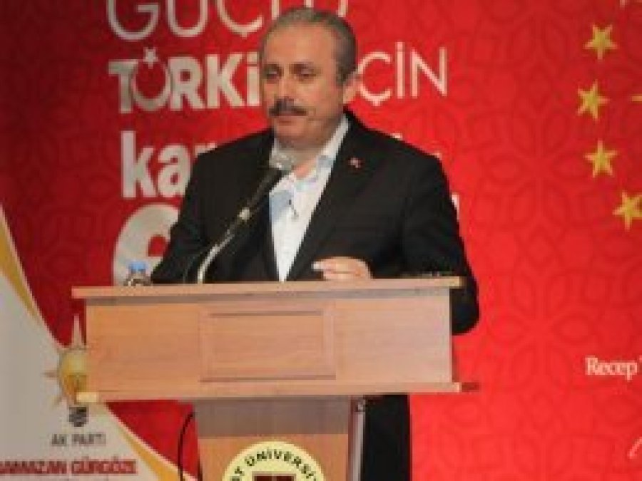 'Hükümetleri düşürecek zemini kapatmamız lazım'