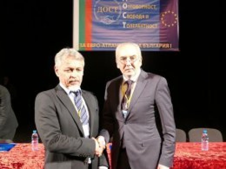 Bulgaristan'da Dost Partisinin yardım paketlerine el konuldu