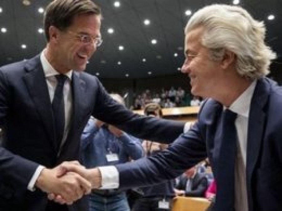 Hollanda'da aşırı sağ yükseliyor