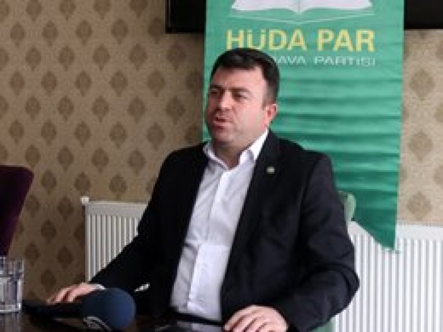 "Türkiye iki asırdır süren Batı sevdasından vazgeçmeli"