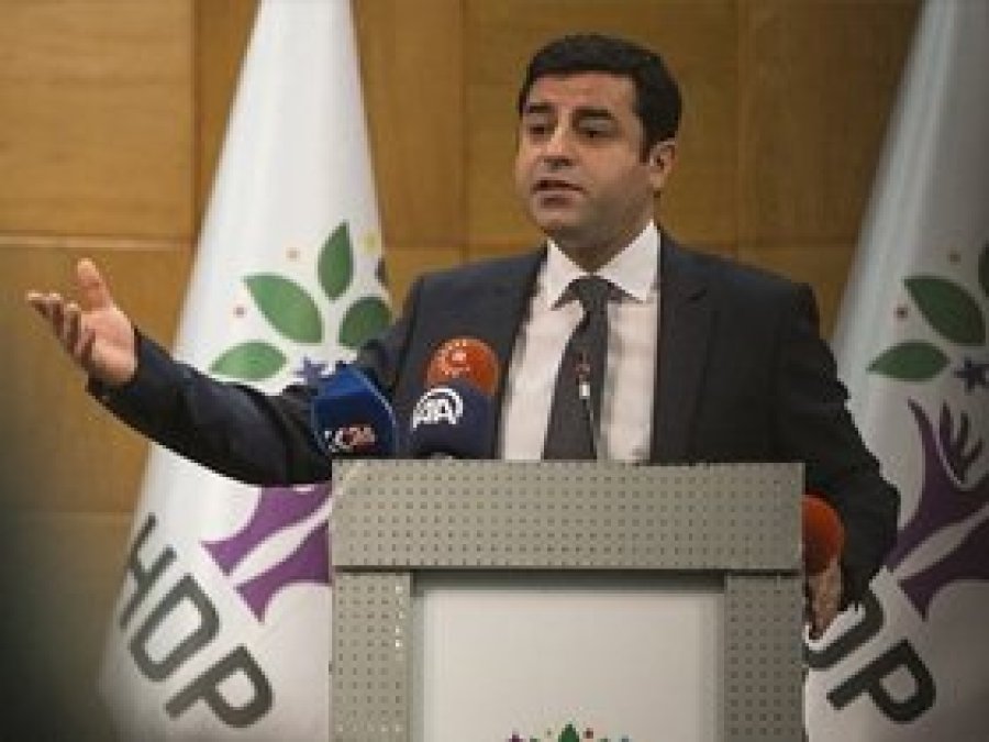 Demirtaş cezaevinde açlık grevine başlıyor