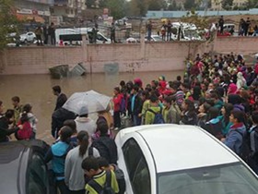 Meteorolojiden kuvvetli yağış uyarısı