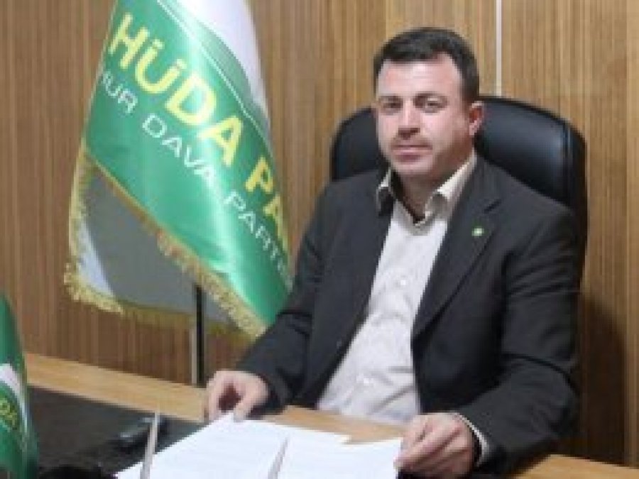 'Halkın değerleriyle barışık yerli bir anayasa olmalı'