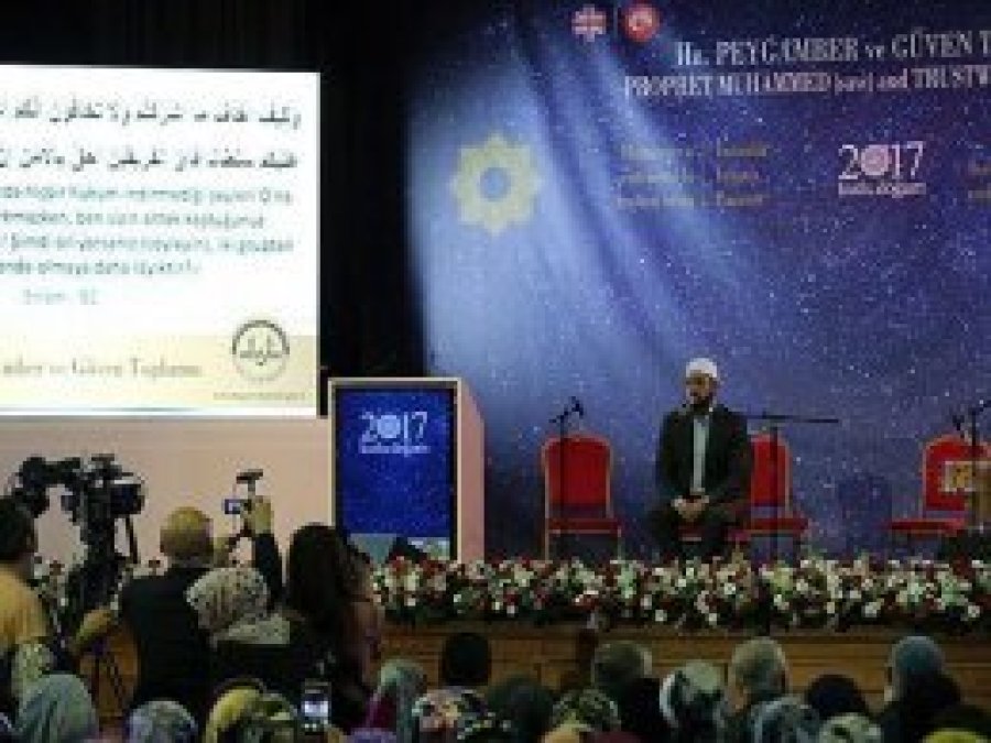 Londra'da 'Kutlu Doğum' programı