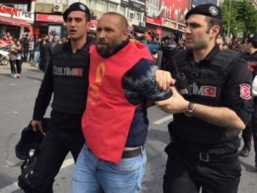 İstanbul'da 165 kişi gözaltına alındı