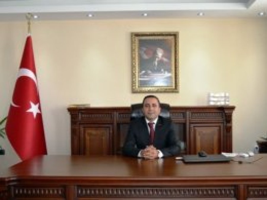 Hozat eski Kaymakamı Demir tutuklandı