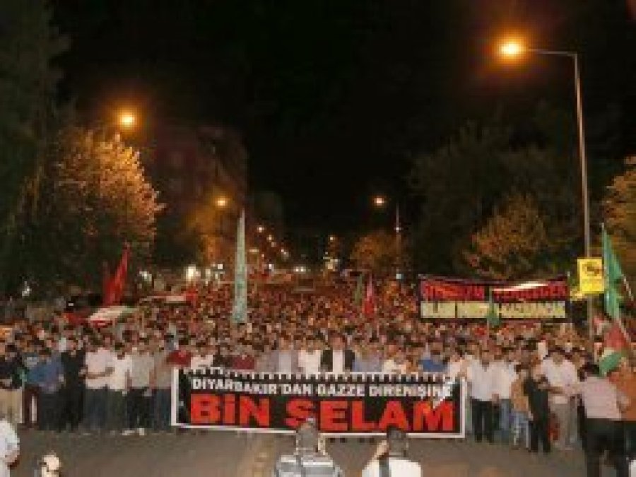 Cuma günü meydanlarda Kuds-ü Şerif'i sahiplenmeye davet