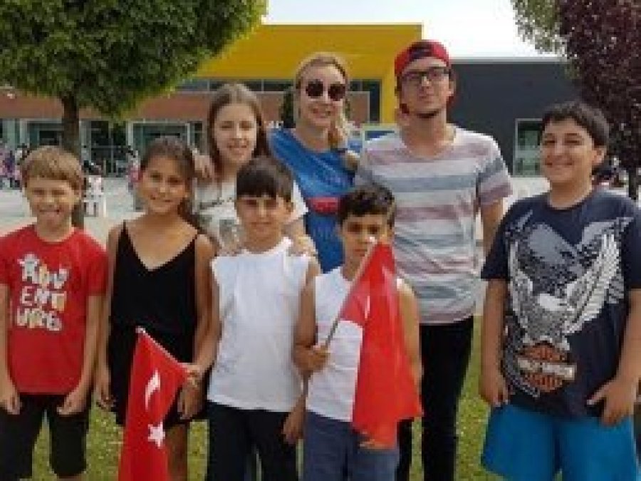 Türkiye'den 6 başarılı çocuk ilk kez Rosatom Okulu'na gidiyor