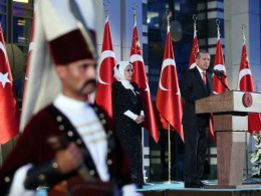 'Arakan'da zulüm gören mazlumları yalnız bırakmayız'